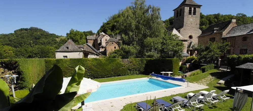 Logis Hotel Restaurant L'Auberge Du Chateau Muret-le-Château Exterior foto
